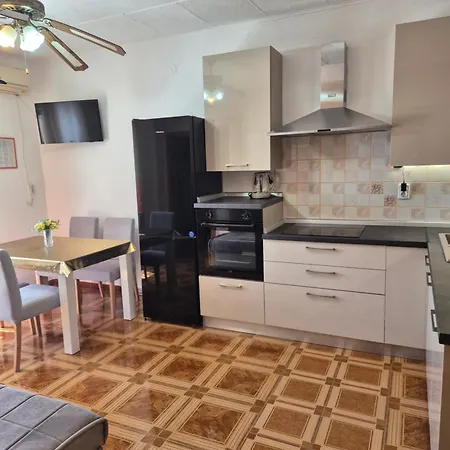 Apartmens Spiko 2 3*