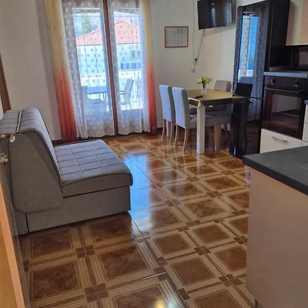 Apartmens Spiko 2 3* Hvar Town