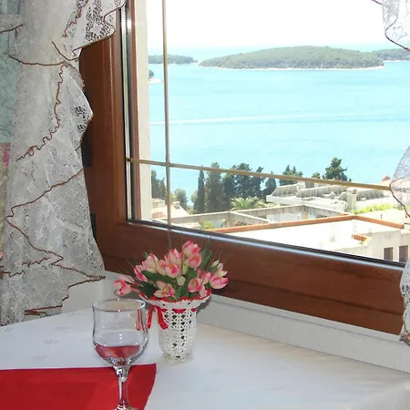 Apartmens Spiko 2 Pensionat Hvar Town