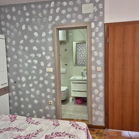 Pensionat Apartmens Spiko 2