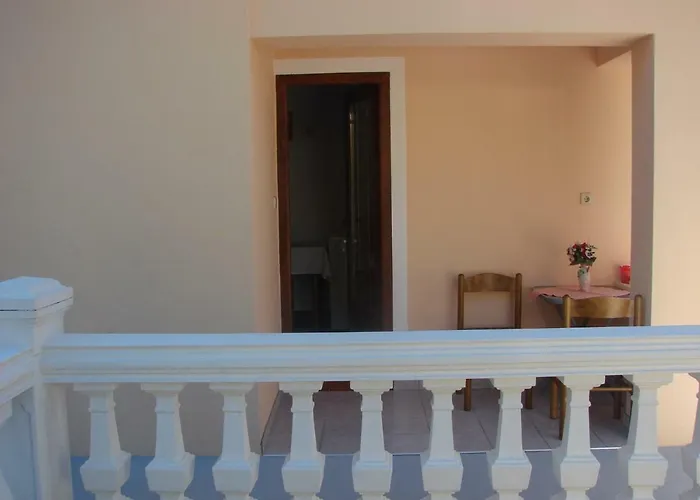 Guest house Apartmens Spiko 3*